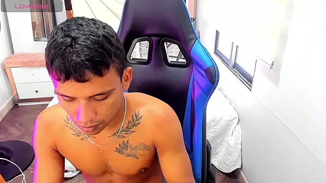 Backsex boy online show from September 2025 04:18:01 PM