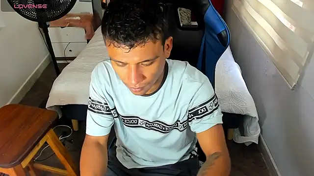 Backsex boy online show from October 2025 03:29:01 PM