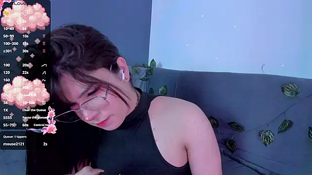 Yuri Stars online show from March 2025 01:53:01 PM