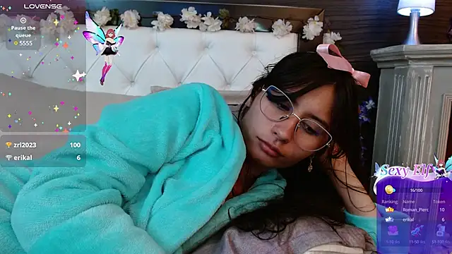 NayeCloud online show from March 2025 06:52:02 AM