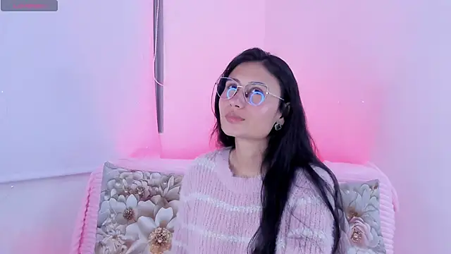 NayeCloud online show from March 2026 03:34:02 AM