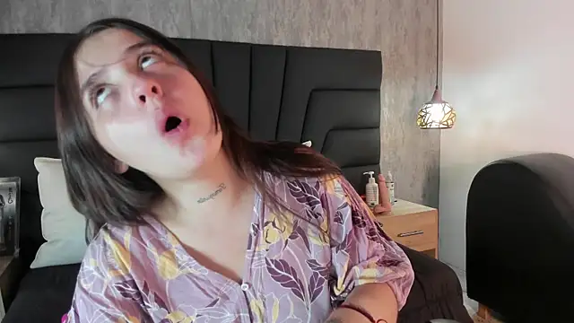 Snapshot of Sabrina_Lennox chatting on January 2025 07:56:02 PM Sabrina Lennox online show from January 2025 07:56:02 PM