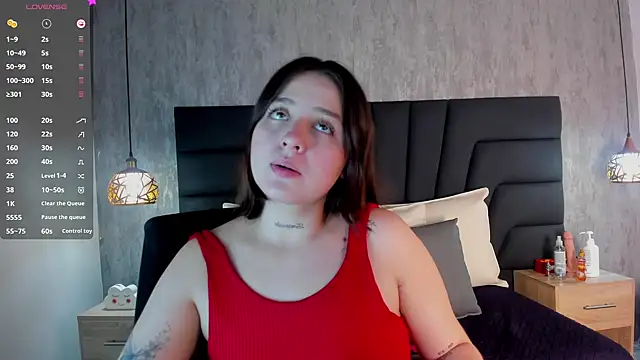 Snapshot of Sabrina_Lennox chatting on February 2025 07:52:02 PM Sabrina Lennox online show from February 2025 07:52:02 PM