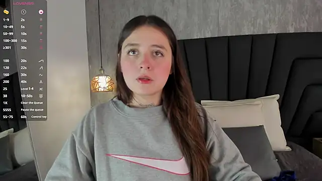 Snapshot of Sabrina_Lennox chatting on March 2025 07:38:01 PM Sabrina Lennox online show from March 2025 07:38:01 PM