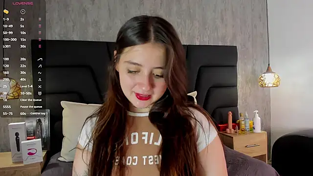 Snapshot of Sabrina_Lennox chatting on March 2025 07:34:02 PM Sabrina Lennox online show from March 2025 07:34:02 PM