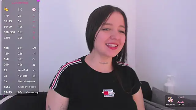 Sabrina Lennox online show from June 2026 06:43:02 PM