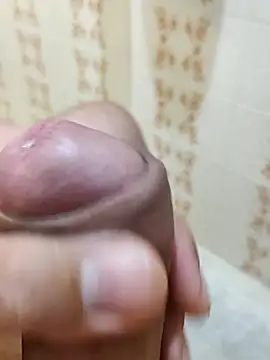 Snapshot of carvalhesco chatting on February 2026 01:53:02 AM carvalhesco online show from February 2026 01:53:02 AM