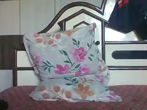 Snapshot of ursexslave175 chatting on March 2026 05:44:01 AM ursexslave175 online show from March 2026 05:44:01 AM