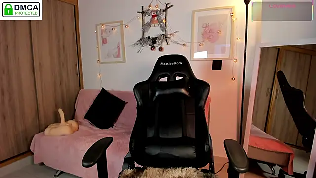 aleja montiel   online show from December 2025 01:04:02 PM