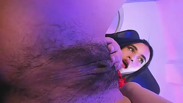 Jasmin Skinny online show from October 2025 03:05:02 AM