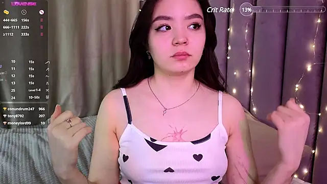 Snapshot of TaiteGloss chatting on December 2024 11:20:01 PM TaiteGloss online show from December 2024 11:20:01 PM