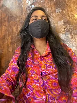 HaaniKaur online show from October 2025 07:53:01 AM