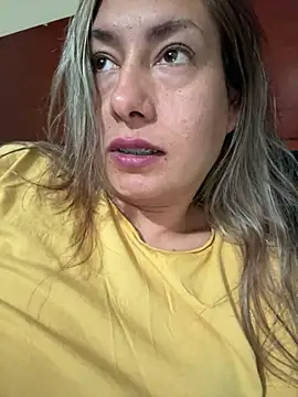 Snapshot of xLadyScarlettx chatting on February 2025 02:29:02 AM xLadyScarlettx online show from February 2025 02:29:02 AM