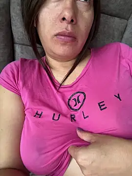 Snapshot of xLadyScarlettx chatting on March 2025 01:29:01 PM xLadyScarlettx online show from March 2025 01:29:01 PM