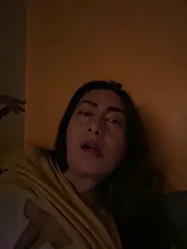 Snapshot of xLadyScarlettx chatting on October 2025 03:07:01 AM xLadyScarlettx online show from October 2025 03:07:01 AM