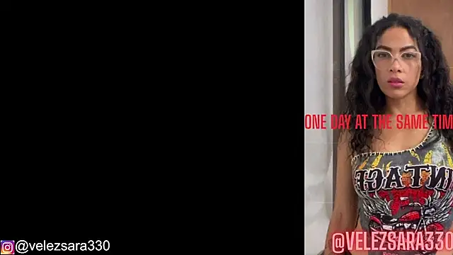 sara smith45 online show from September 2025 11:00:01 AM