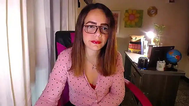 Snapshot of danielle_rose_1 chatting on May 2026 04:59:02 PM danielle rose 1 online show from May 2026 04:59:02 PM