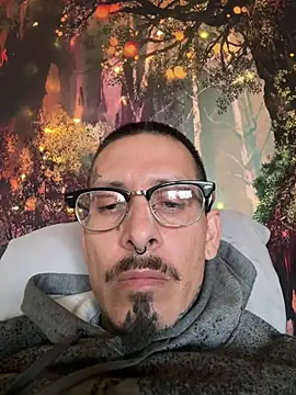 NutP619 online show from April 2026 06:58:02 PM