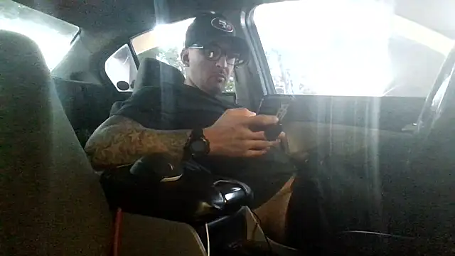 Snapshot of Antoniothedon chatting on December 2024 12:07:02 AM Antoniothedon online show from December 2024 12:07:02 AM