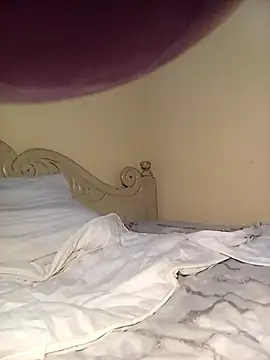 Snapshot of sexxylucia chatting on September 2025 12:45:02 AM sexxylucia online show from September 2025 12:45:02 AM