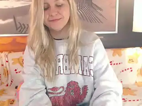 Snapshot of BigBoobsARRI chatting on December 2024 04:13:02 AM BigBoobsARRI online show from December 2024 04:13:02 AM