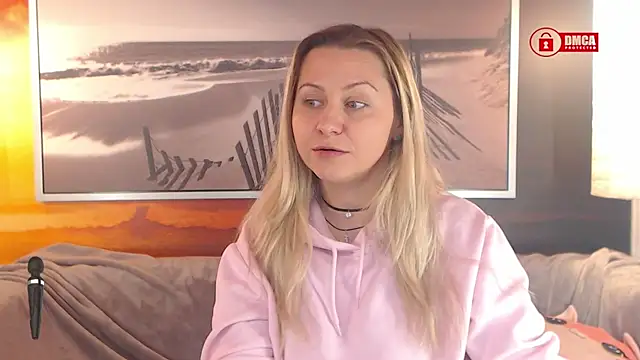 Snapshot of BigBoobsARRI chatting on December 2024 02:04:01 PM BigBoobsARRI online show from December 2024 02:04:01 PM