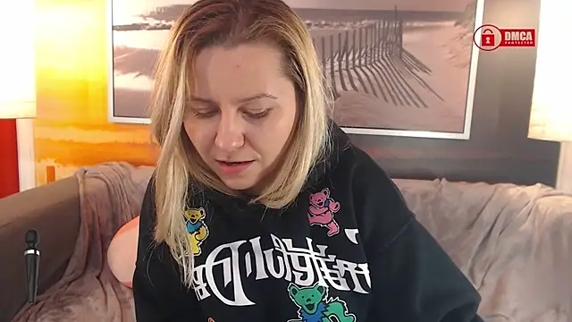 Snapshot of BigBoobsARRI chatting on December 2024 03:05:02 AM BigBoobsARRI online show from December 2024 03:05:02 AM