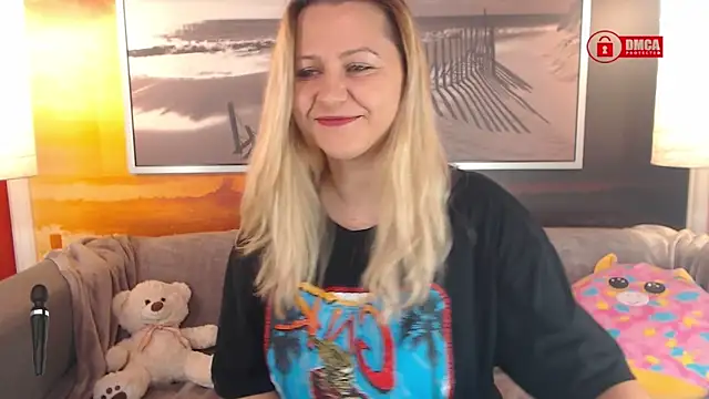 Snapshot of BigBoobsARRI chatting on February 2025 06:23:01 AM BigBoobsARRI online show from February 2025 06:23:01 AM