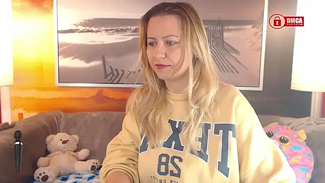 Snapshot of BigBoobsARRI chatting on February 2025 06:33:01 AM BigBoobsARRI online show from February 2025 06:33:01 AM