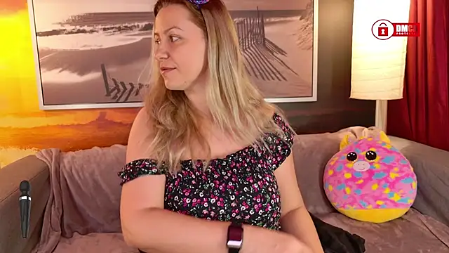 Snapshot of BigBoobsARRI chatting on March 2025 06:42:02 AM BigBoobsARRI online show from March 2025 06:42:02 AM