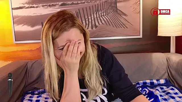 Snapshot of BigBoobsARRI chatting on March 2025 12:46:01 PM BigBoobsARRI online show from March 2025 12:46:01 PM