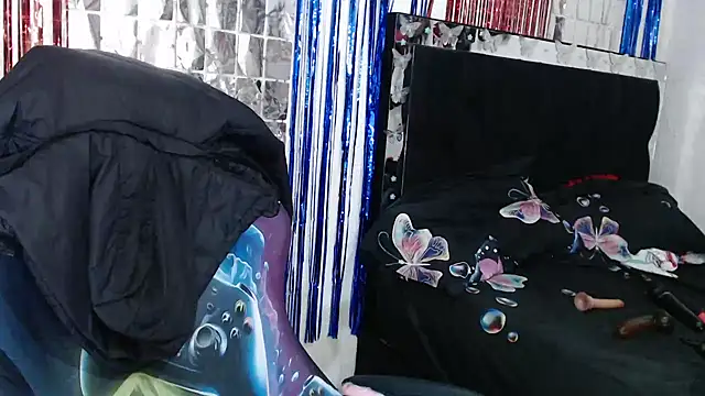 Snapshot of SweetAlmaa chatting on September 2025 09:40:02 PM SweetAlmaa online show from September 2025 09:40:02 PM