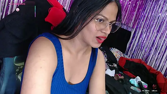 Snapshot of SweetAlmaa chatting on December 2025 08:48:02 PM SweetAlmaa online show from December 2025 08:48:02 PM