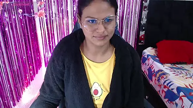 Snapshot of SweetAlmaa chatting on February 2026 10:31:02 AM SweetAlmaa online show from February 2026 10:31:02 AM