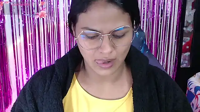 Snapshot of SweetAlmaa chatting on February 2026 10:29:01 AM SweetAlmaa online show from February 2026 10:29:01 AM
