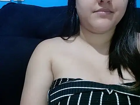 Snapshot of luckygirl111 chatting on November 2025 04:40:01 PM luckygirl111 online show from November 2025 04:40:01 PM