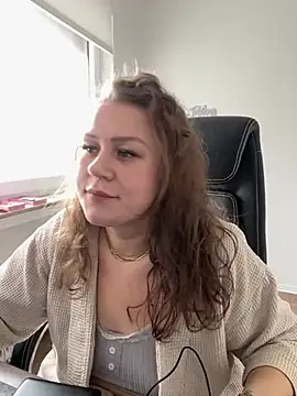 Snapshot of Fancy-Francy chatting on February 2025 12:34:02 PM Fancy-Francy online show from February 2025 12:34:02 PM