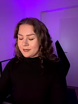 Snapshot of Fancy-Francy chatting on December 2025 03:40:02 PM Fancy-Francy online show from December 2025 03:40:02 PM