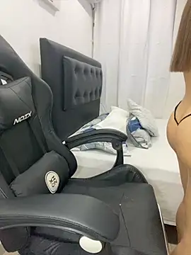 Belissa miller online show from September 2025 07:05:01 PM