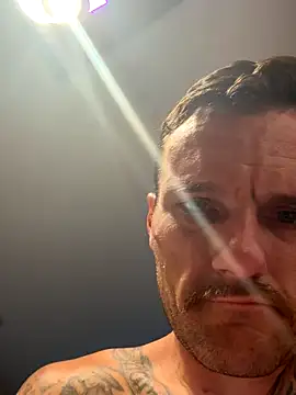 Snapshot of UnCuTupTheBuTT chatting on September 2025 02:30:01 PM UnCuTupTheBuTT online show from September 2025 02:30:01 PM