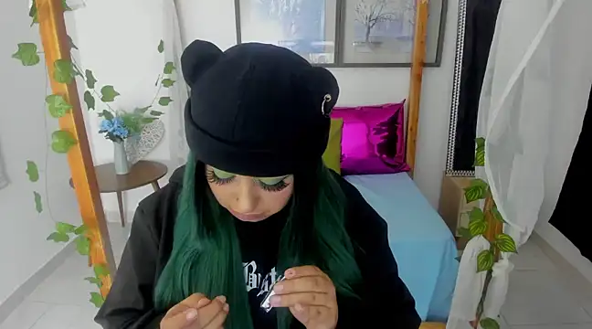 lussyevans24 online show from February 2025 04:14:01 AM