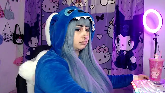 lussyevans24 online show from October 2025 05:17:02 AM