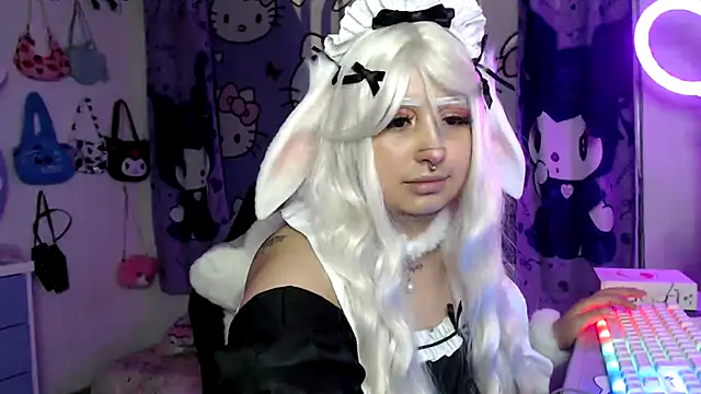 lussyevans24 online show from October 2025 03:18:01 AM