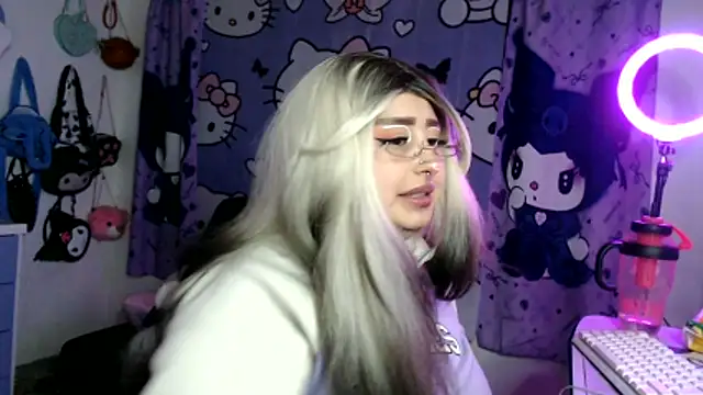 lussyevans24 online show from May 2026 10:36:01 AM