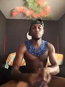 Ostinsanto online show from November 2025 06:46:02 AM