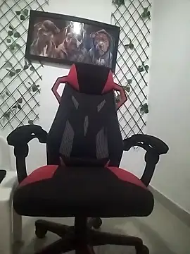 Ostinsanto online show from February 2026 05:26:02 AM