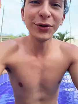 cybercosmiiic online show from February 2025 09:07:02 PM