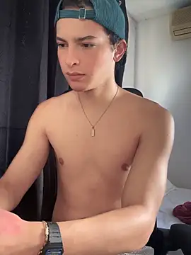 cybercosmiiic online show from October 2025 05:33:01 PM