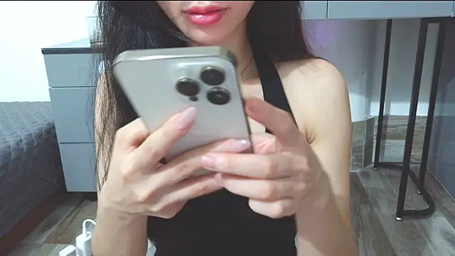 Snapshot of Baby-sexygirl01 chatting on April 2026 01:08:02 PM Baby-sexygirl01 online show from April 2026 01:08:02 PM