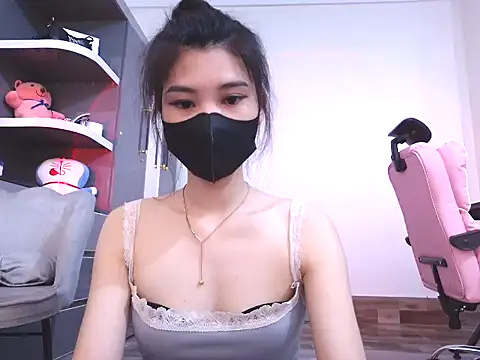 Snapshot of Baby-sexygirl01 chatting on April 2026 04:18:01 PM Baby-sexygirl01 online show from April 2026 04:18:01 PM